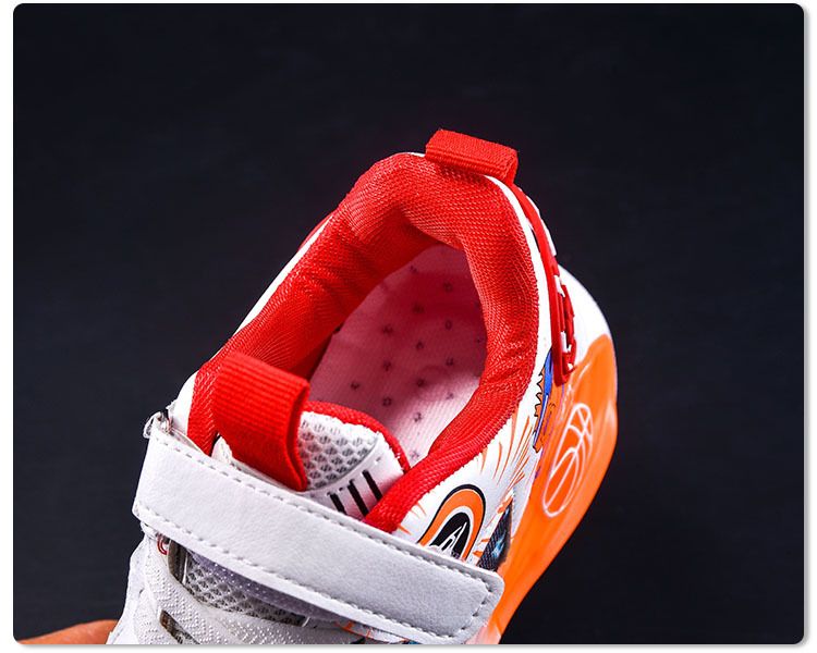 Meninos Primavera Outono Novas Luzes LED Pequenas e Médias Crianças Malha Respirável Basquete Esportes Sapatos Leves Casuais_voghion.com