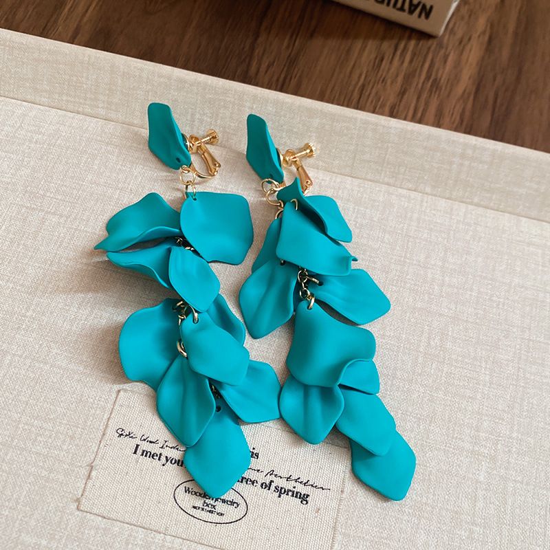 Eleganti orecchini francesi con nappa a forma di petalo di rosa, non forati, di nicchia, leggeri e di alta qualità_voghion.com