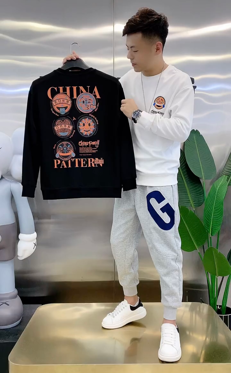 Männer in Guards 2022 Herbst Neue Smiley Gesicht Langarm Mode Lose Pullover Mantel Kwai Net Rot Rundhals Kleidung_voghion.com