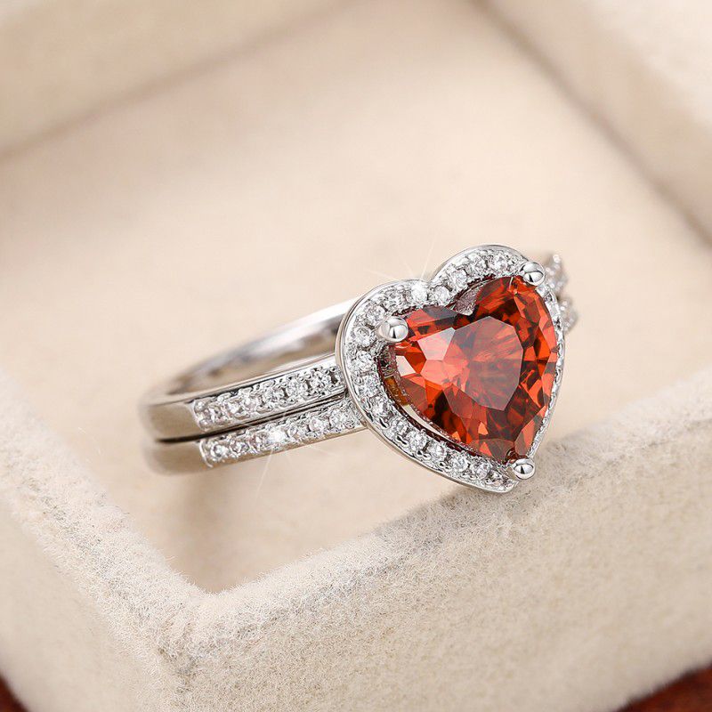 Pronto Stock Huitan Garnet Cuore CZ 2 Pezzi Set per Donne Eternità Matrimonio Tendenza Accesso Temperamento Anelli da Dito Femminili Moda_voghion.com