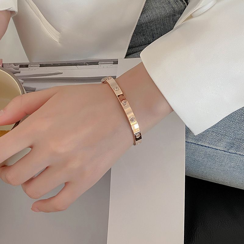 Armbånd Ti Diamond Buckle Titanium stål armbånd Internet Berømthed smykker_voghion.com