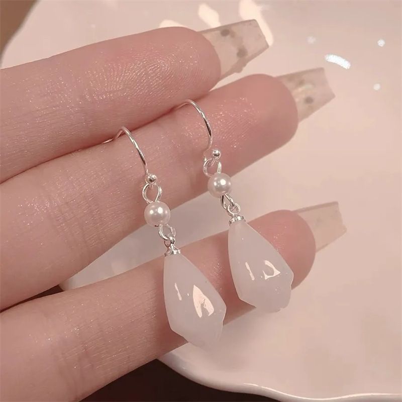 White Magnolia Women's High End, Ancient Style, Hanfu, Ma Mian Skirt, Qipao Accessories, New Chinese Style Ear, Earrings_voghion.com