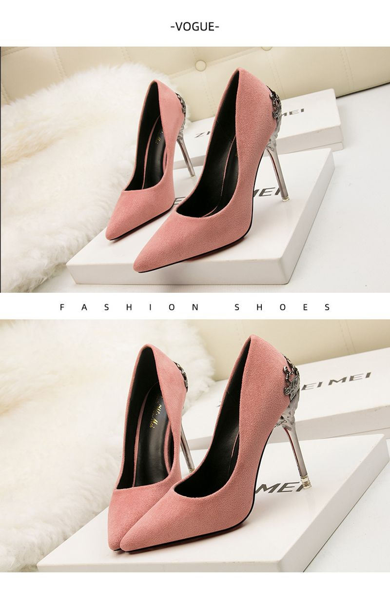 p9Koreanischer Stil spitzer Zeh einzelne Frauen Hochzeit rote Brautschuhe Metall hohl Wildleder Stiletto High Heels_voghion.com