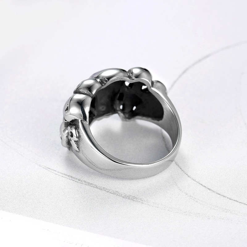 Anelli da uomo in acciaio al titanio con teschio multiplo, anelli retrò in acciaio inossidabile con teschio da motociclista_voghion.com