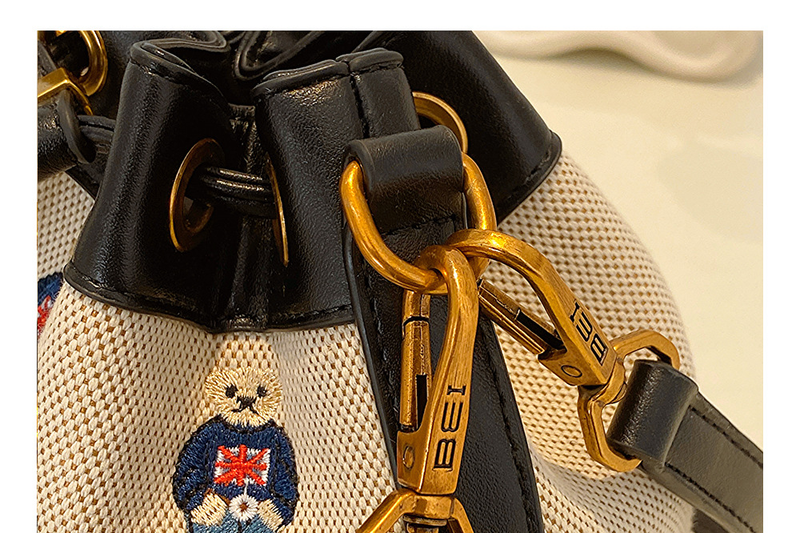 Bolsas femininas fonte fábrica bolsa nova moda bolsas para mulheres nicho bolsa de ombro mensageiro_voghion.com