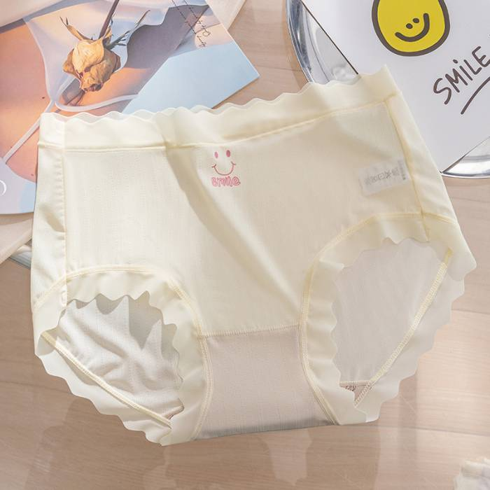 2024 new lace ice breathable large size smiling face pure non-trace silk antibacterial ice underwear_voghion.com