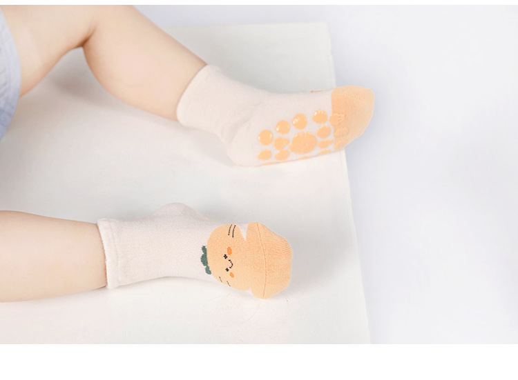 Calzini per bambini Calzini da pavimento per bambini autunno e inverno nuovi in silicone antiscivolo per neonati_voghion.com
