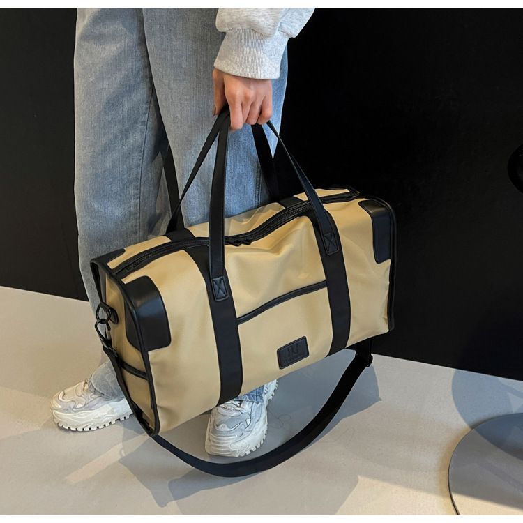 Short Distance Portable Sports Fitness Bag Large Capacity Travel Bag High Appearance Level Portable Foldable Luggage Storage Bag_voghion.com