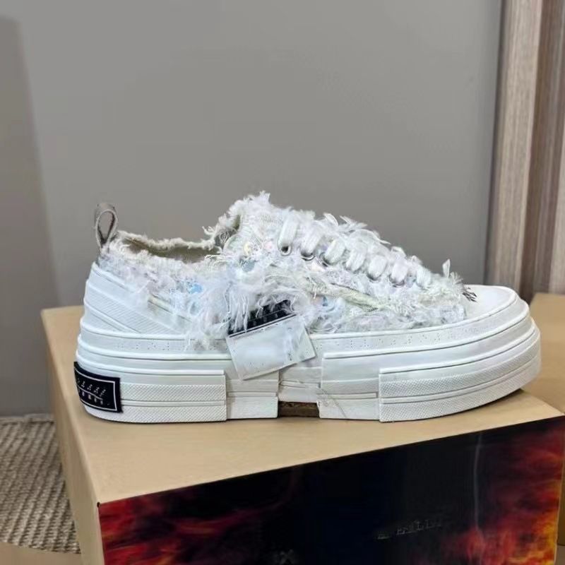 Visoka verzija Jianhao istog stila, prosjačke 2025. nove ležerne vulkanizirane cipele s debelim potplatom, podignute crno-bijele klasične platnene cipele_voghion.com