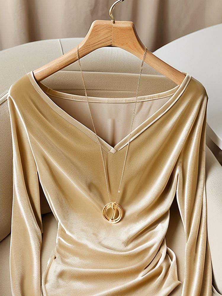 Blusa de terciopelo color champán con escote en V y corte entallado para mujer: túnica moderna con volantes y corte entallado, estilo informal y elegante de inspiración coreana._voghion.com