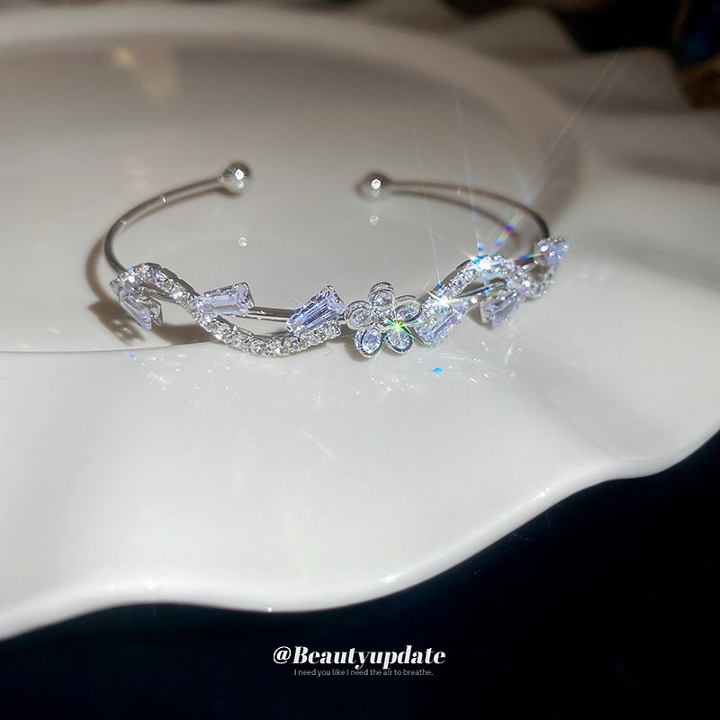 Zircon Ripple Flower Opening 2025 New Versatile Bracelet With Individualized Coldness And High End Feeling Handmade For_voghion.com
