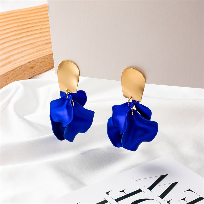 1 Paar elegante Ohrhänger mit Blumen-Motiv aus Metalllegierung für Damen_voghion.com