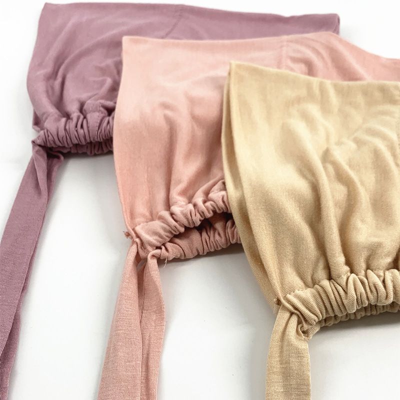 64 Band Moslim Basis Effen Kleur Elastische Zijde Katoen Etnische Kleine Kap Binnenkap Hot Selling Dames Hoofddeksel_voghion.com