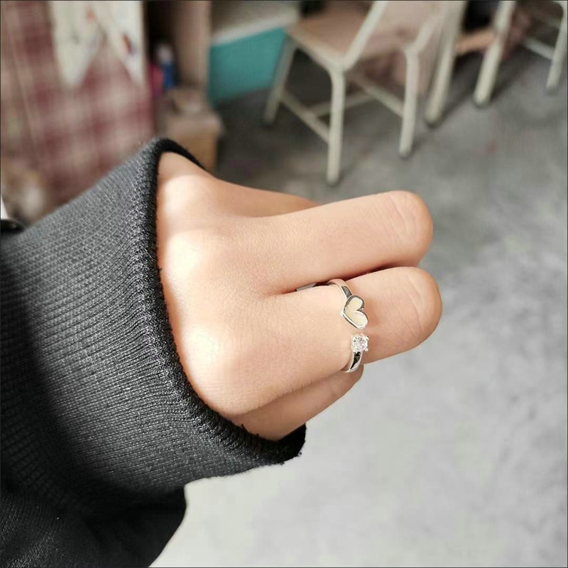 Ready Stock Luminous Blue Pink Light Heart Ring for Women Men Couple Fluorescent Glow In Dark Adjustable Finger Rings Fashion_voghion.com