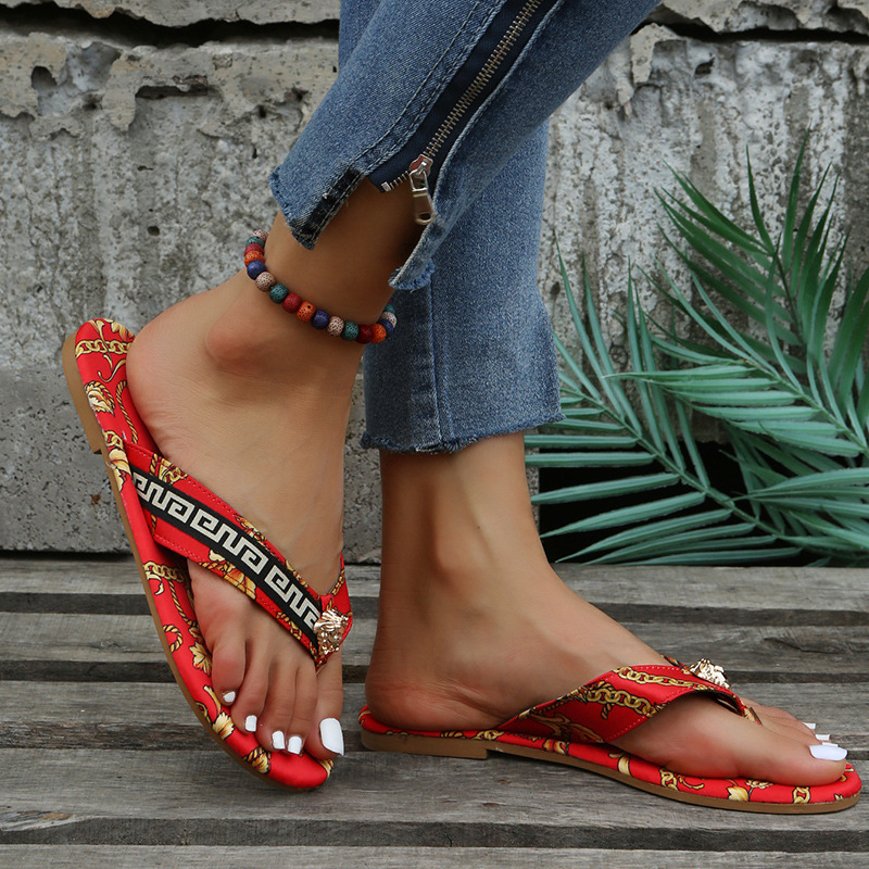 Independent Station Foreign Trade 2022 Summer New Fashion European And American Outerwear Large Size Beach Thong Women;Sandals And Slippers Wholesale_voghion.com