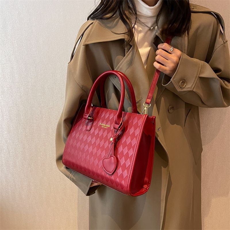 Borsa a mano trapuntata di grande capacità, regalo di nozze per la sposa rossa, borsa da damigella d'onore, per donna, 2025, nuova casual_voghion.com