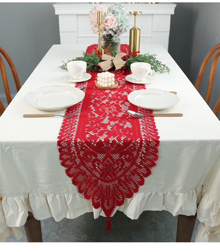 Weihnachtstischläufer mit bestickter Spitze und Quasten – Lange Esstischdekoration für Weihnachtsfeiern_voghion.com