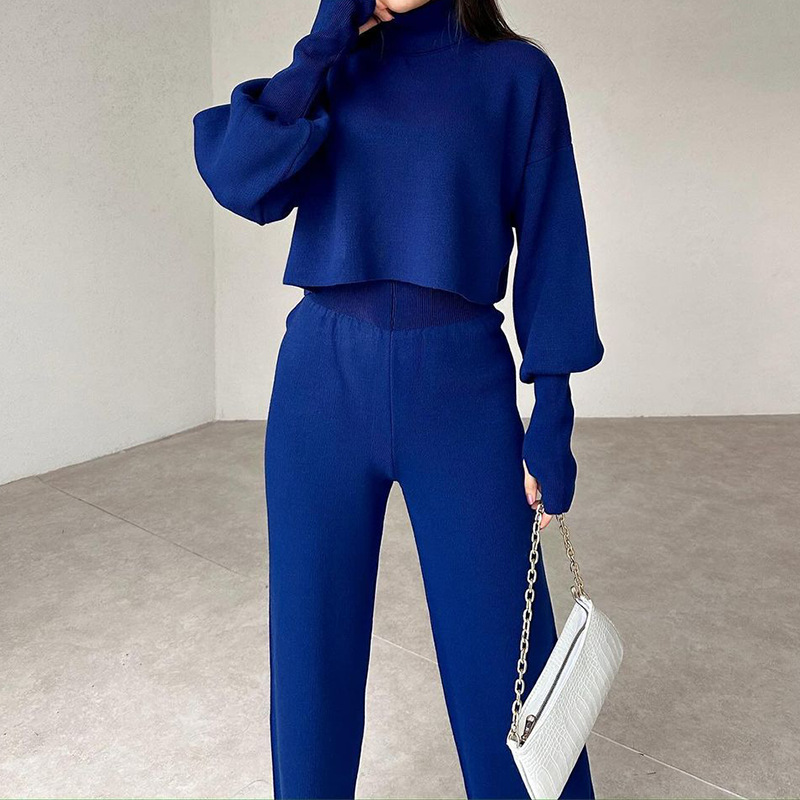 Einfarbiger Damenanzug mit halbem Rollkragenpullover und Laternenärmeln, kurzer Pullover und Hose_voghion.com