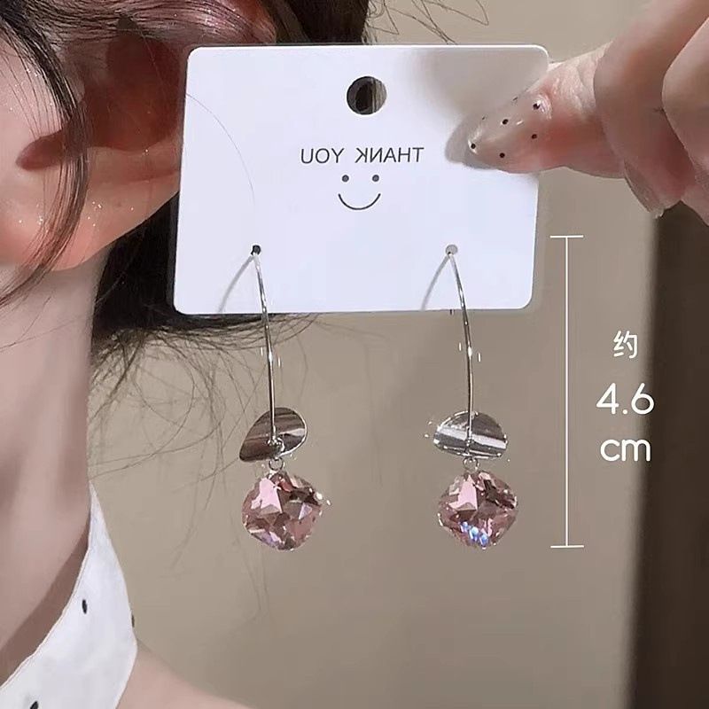 Pendientes de estilo francés de alta gama con borlas geométricas de cristal para mujer, con diseño de nicho y ganchos para las orejas, que adelgazan el rostro._voghion.com