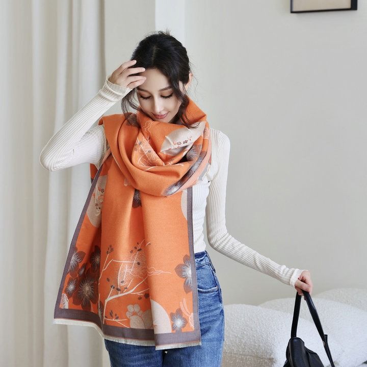 2025 Winter New Imitation Cashmere Printed Scarf Women's High-end Temperament Versatile Warm Shawl Scarf Dual-purpose_voghion.com