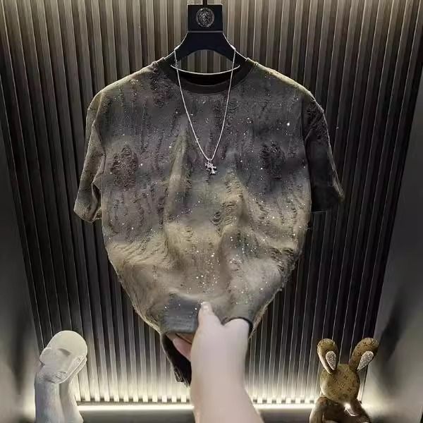 Maglietta a maniche corte con motivo a diamante caldo con cambiamento graduale da uomo americano 2025, nuova estate, versatile, con foro superiore, gypsy, marea_voghion.com