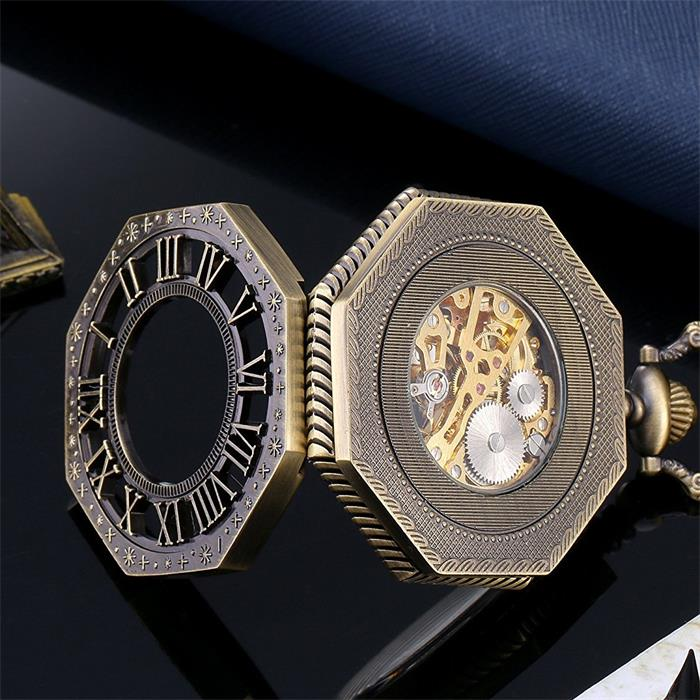 New creative retro retro clamshell mechanical pocket watch men's and women's Roman numerals hollowed-out creative table gift watch_voghion.com