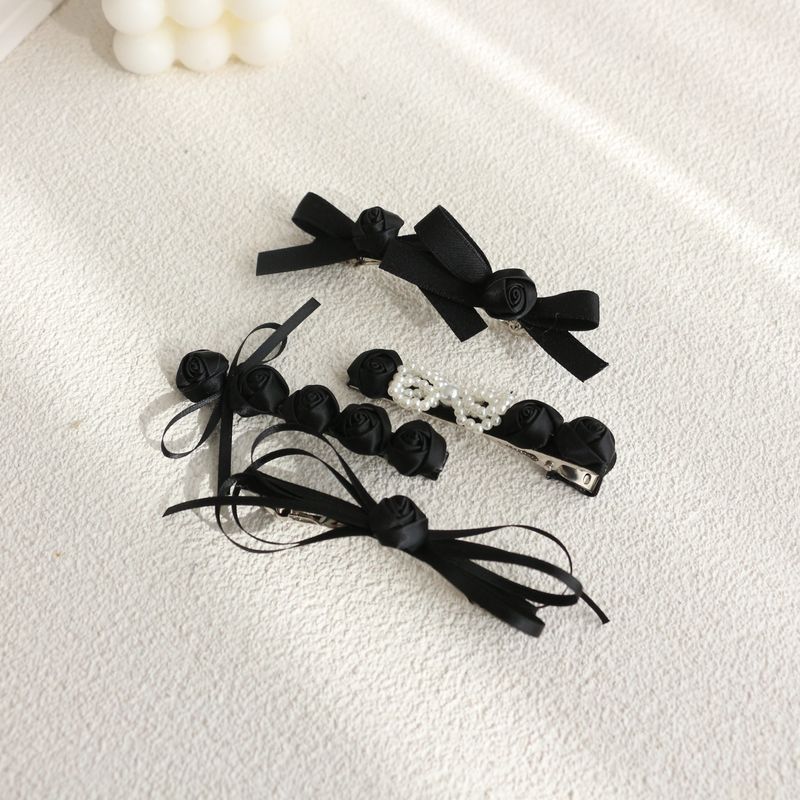 Fermagli per capelli a forma di becco d'anatra con piccole rose fatti a mano, stile pigro, fermagli per capelli con bordo nero, accessori per capelli semplici a linea singola per donne_voghion.com