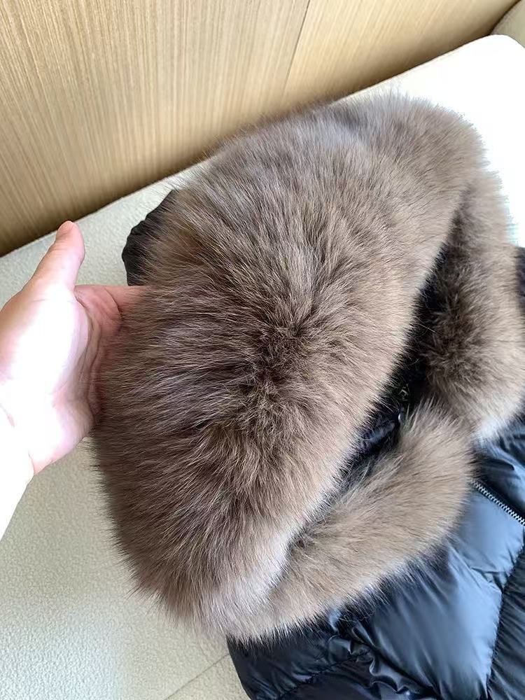 Women's Fox Fur Trim Short Down Jacket With Slim Fit & Waist Snatching Design, Lightweight Luxury White Duck Feather Coat_voghion.com