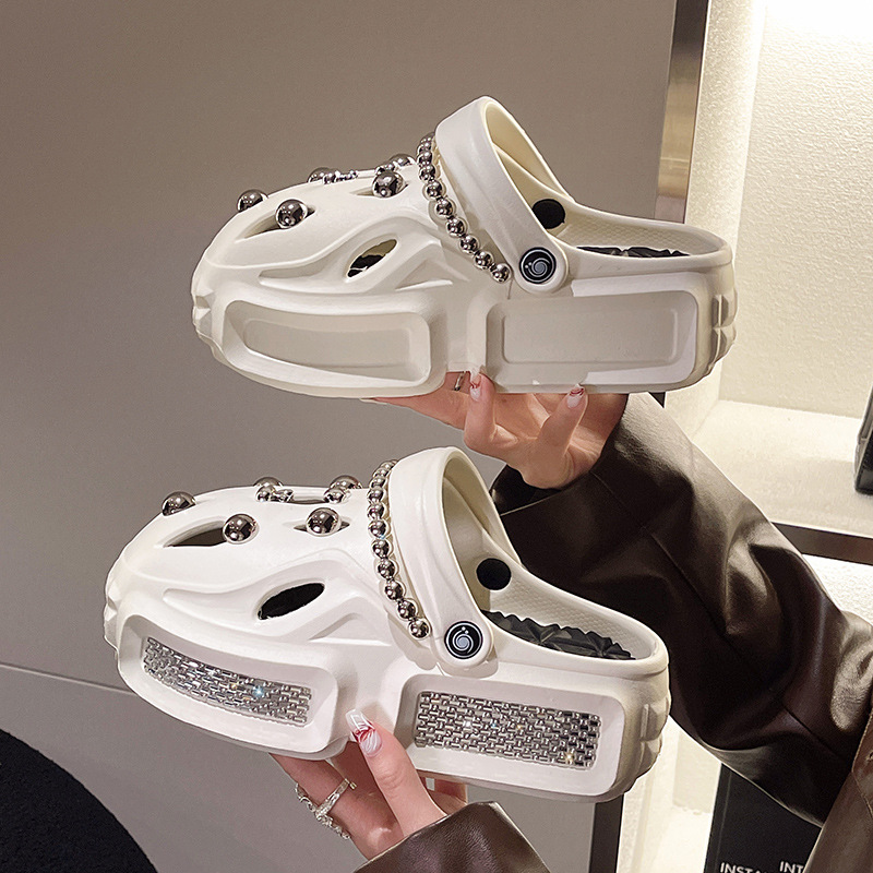 Frühling neue Mode Oberbekleidung Loch Schuhe Treten auf Scheiße Gefühl Baotou rutschfeste zwei tragen Strandsandalen und Hausschuhe mit dicken Sohlen_voghion.com