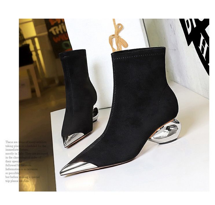335-1 Stile Stivaletti da donna in pelle scamosciata con tacco a spillo e punta in metallo, stile banchetto leggero e lussuoso, corti_voghion.com