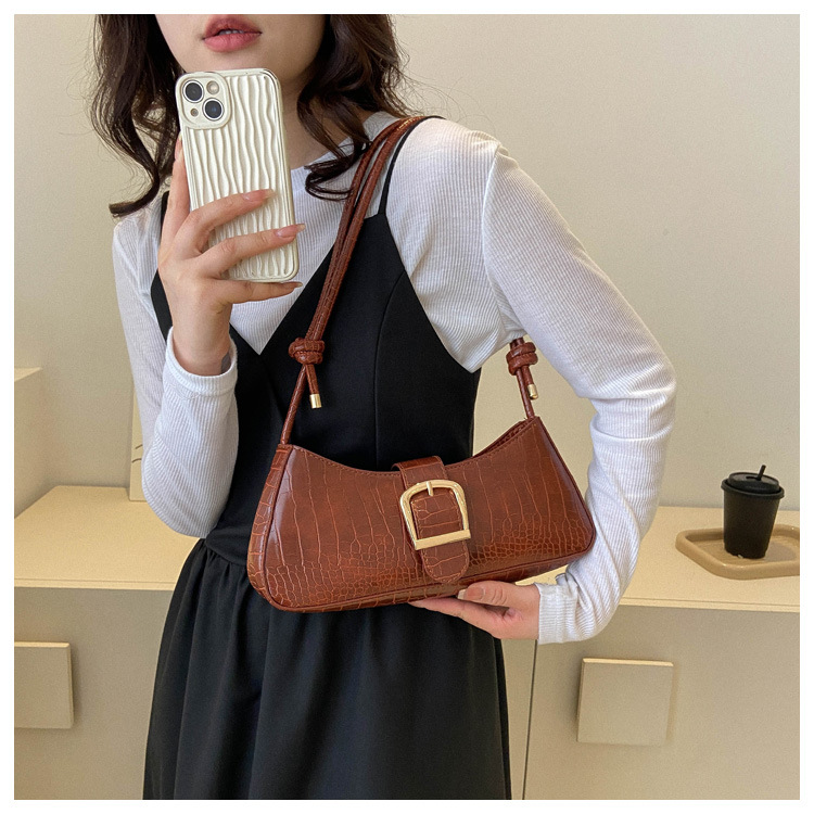 Borsa popolare con trama francese borsa sottobraccio bianca femminile 2023 nuova moda borsa baguette francese a mano tinta unita in tinta unita_voghion.com