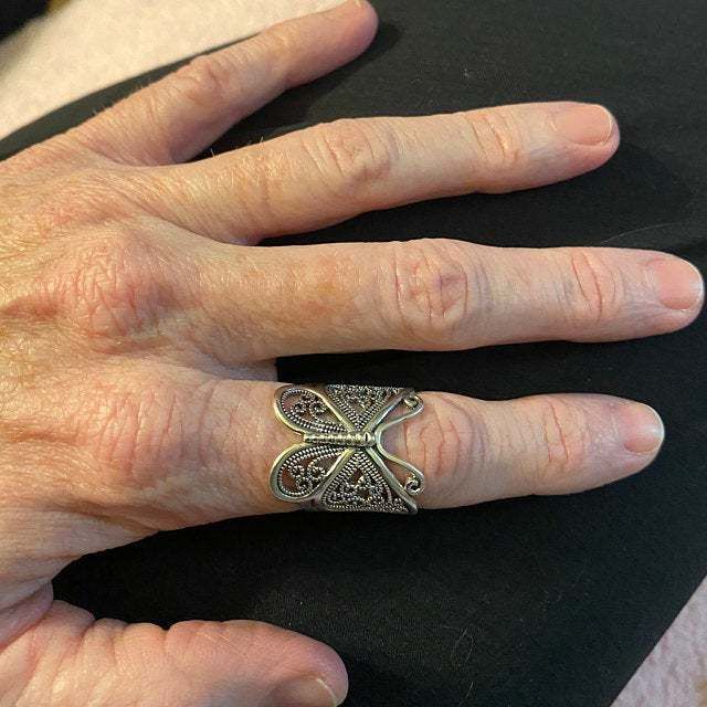 Sculpture Butterfly Open Ring Handpiece_voghion.com