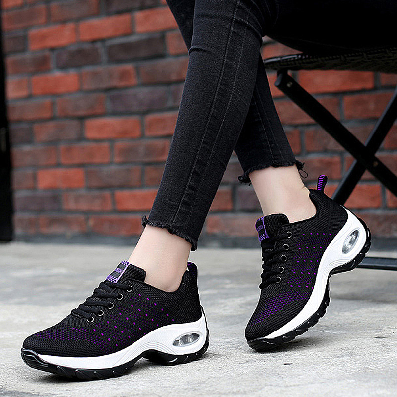 Scarpe da ginnastica rialzate in mesh traspirante oversize di nuova moda casual con imbottitura ad aria in tessuto volante da donna_voghion.com