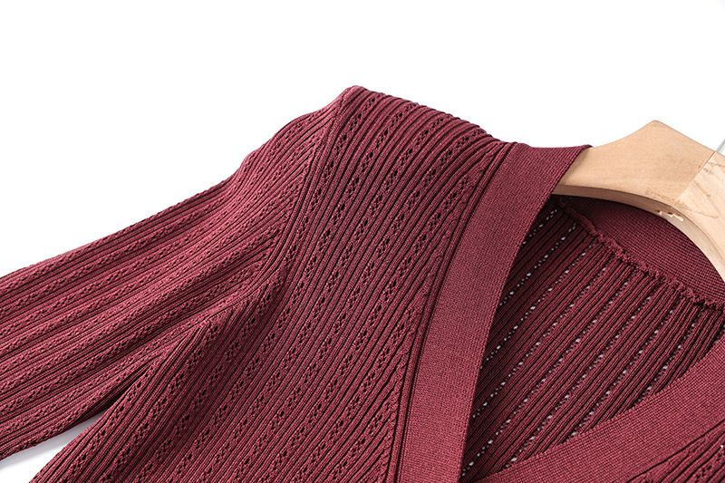 Women's Clothing Spring And Autumn Style Small V Neck Trumpet Sleeve Top Fishtail Skirt Two Piece Suit_voghion.com