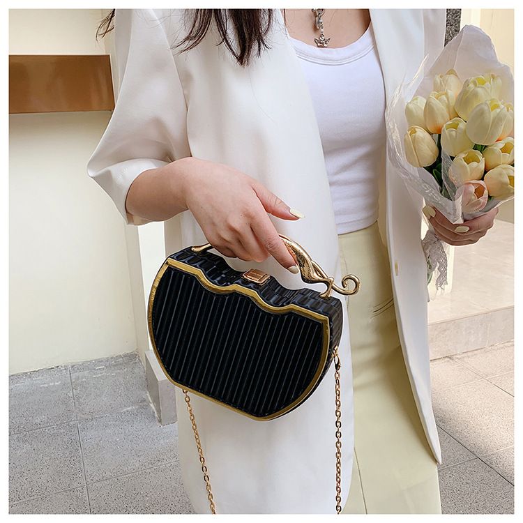 Borsa acrilica 2024 Nuovo stile Borsa a tracolla a catena versatile Borsa a mano Borsa a scatola Borsa quadrata piccola estiva da donna Borsa da donna alla moda_voghion.com