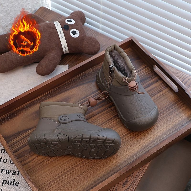 "Sportliche wasserdichte Schneestiefel für Kinder – Fleecegefütterte Winterschuhe für Jungen & Mädchen (Schwarz/Khaki/Creme)"_voghion.com