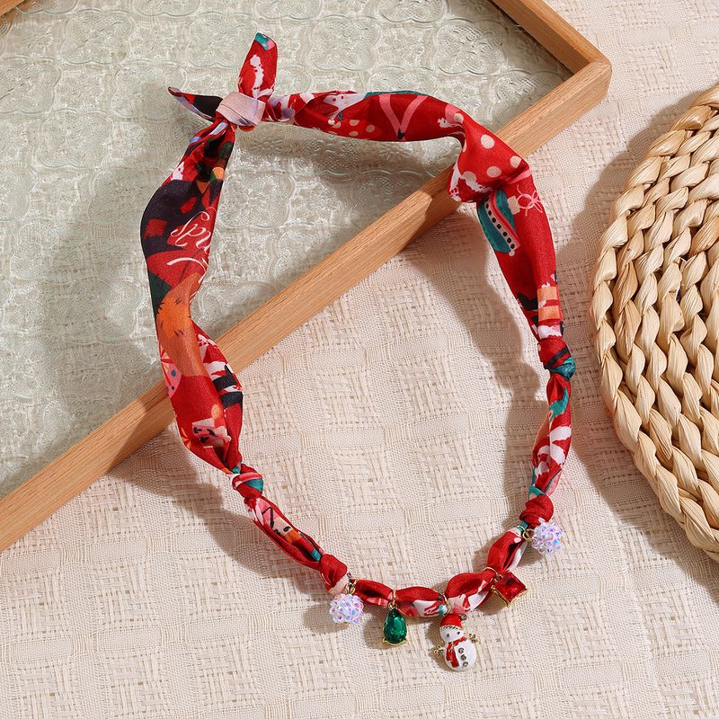 Collana con sciarpa di seta Collana con sciarpa di seta di lusso leggera e versatile con più ciondoli di perle di alta qualità_voghion.com