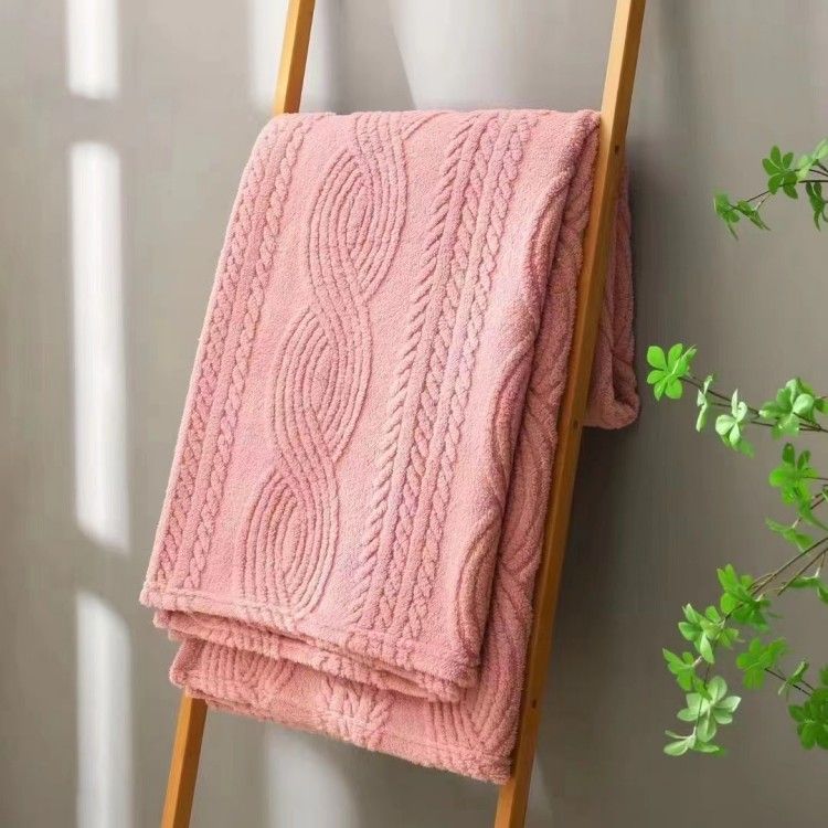 Four Seasons Leisure Blanket Multifunctional Blanket Air Conditioning Blanket_voghion.com