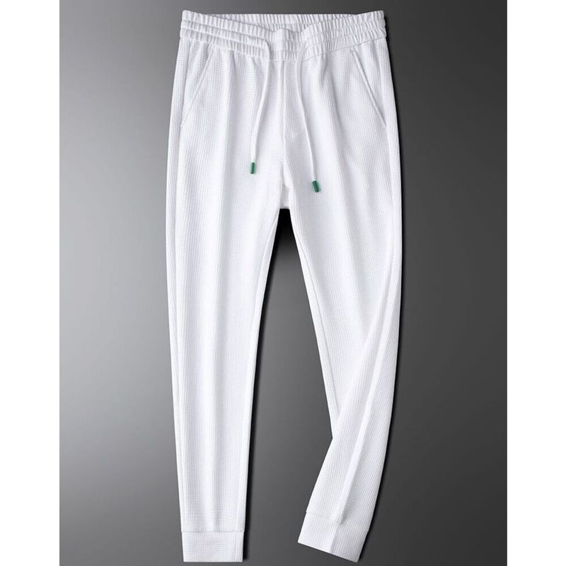 Leichte Luxusmode Europäische Waren Frühling Herbst Waffel karierte weiße Hosen für Herren Slim Fit und weich lässig_voghion.com