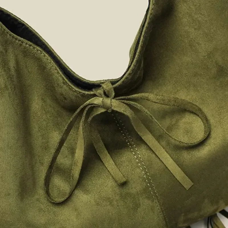 Elegante borsa a tracolla Crescent - Borsa hobo in morbida pelle scamosciata con dettagli in nappa, grande capacità per l'eleganza di tutti i giorni_voghion.com