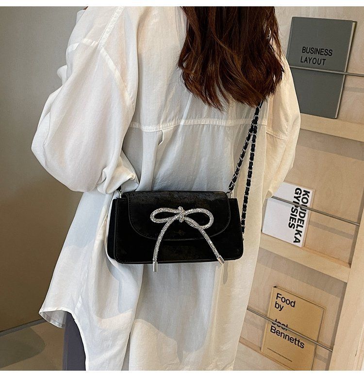 2024 New Chain Crossbody Single Shoulder Sequin Women's Texture Small Fragrant Wind Solid Color Bow Mini Handheld Bag_voghion.com