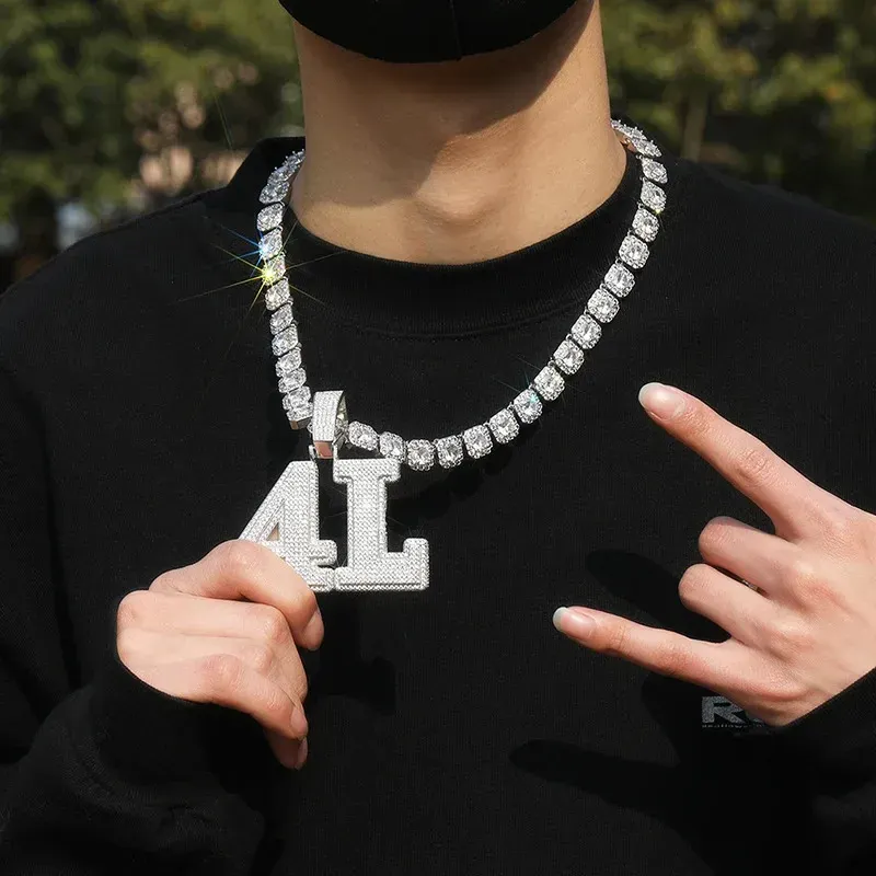 Colliers pendentifs personnalisés avec chiffres, lettres et nom, style hip-hop bling-bling, ornés de zirconiums cubiques. Bijoux de rappeur._voghion.com