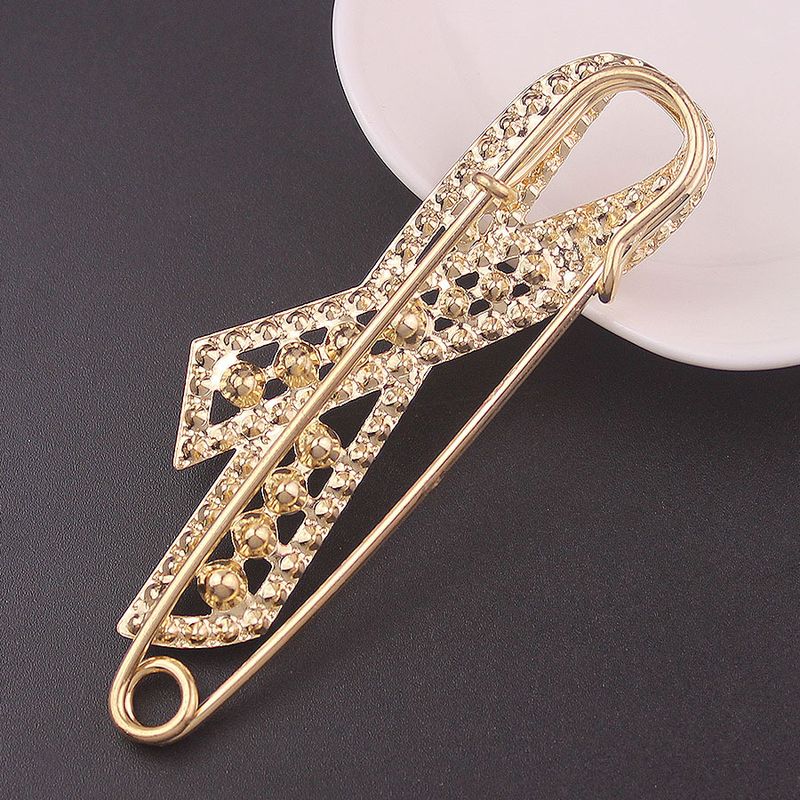 Rhinestone Pearl Simple 7.5cm Large Brooch Cardigan Scarf Decoration Women's Suit Accessory_voghion.com