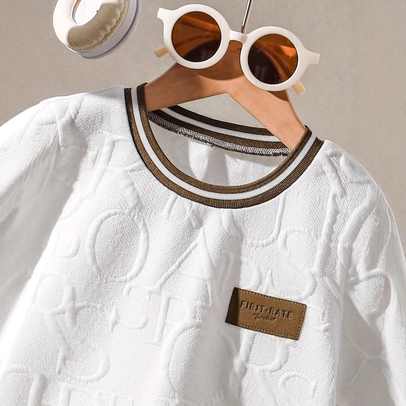 Nuovo set di moda per bambini estate 2025, comodi pantaloncini a maniche corte traspiranti, due pezzi, alla moda e versatili_voghion.com
