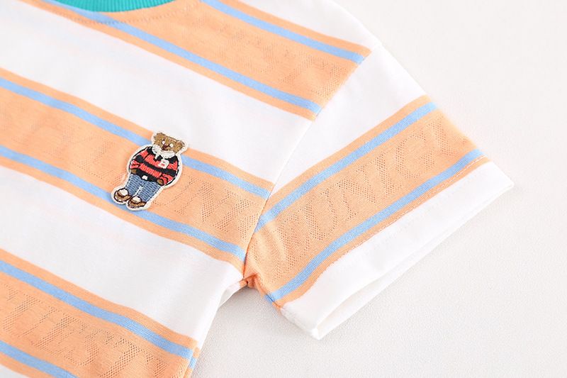 Version coréenne été 2024 de bébé tout-petit avec short rayé à manches courtes, ensemble deux pièces pour femmes et hommes_voghion.com