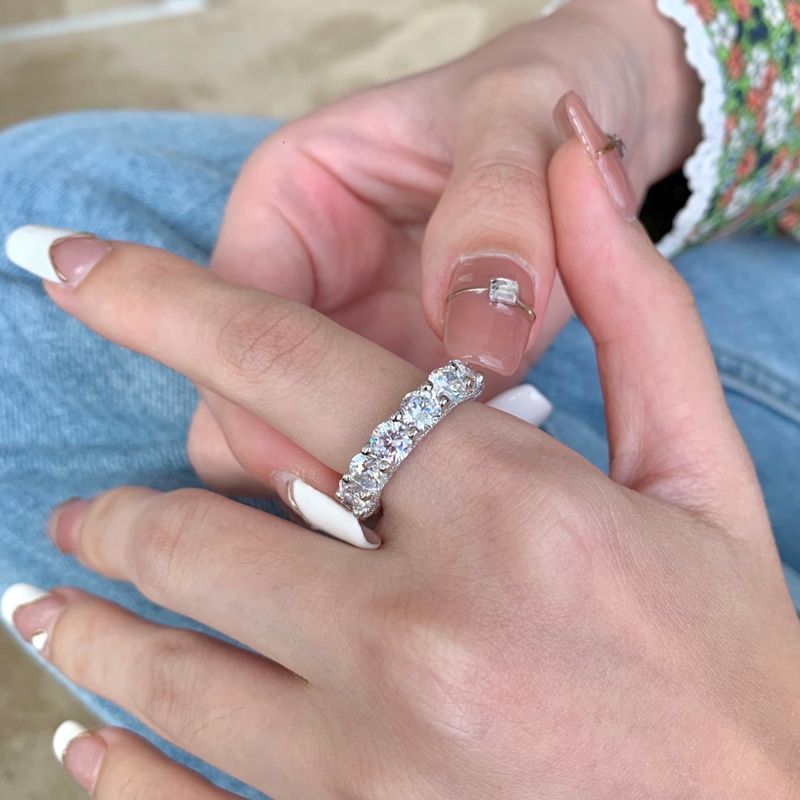 Puur zilver voor dames met ingelegde diamanten, volledige enkelvoudige hiphopring met sprankelende diamanten, zirkoniaring_voghion.com