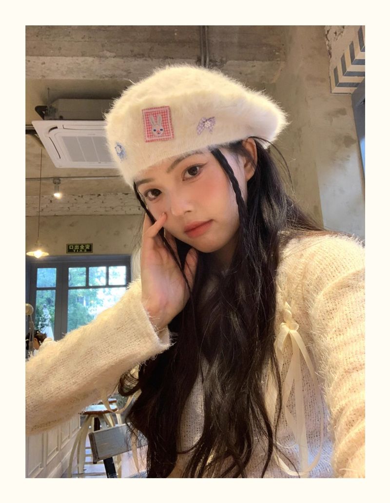 Korean Version Of Rabbit Hair Beret With Reverse Front Facing Hat, White Female Winter Big Head Circumference, Sweet And_voghion.com