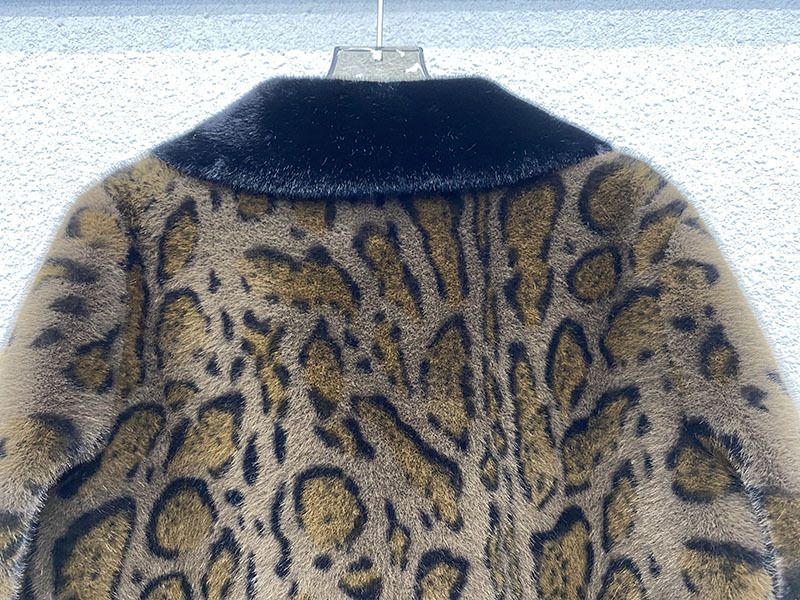 Faux Fur Coat Women's Fashion Winter Leopard Print Jacket With Stand Collar, Elegant & Warm Outerwear For Casual & Dressy Occasions_voghion.com