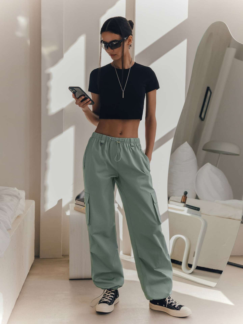 Kadınların rahat, gündelik unisex tarzı, ipli, büyük cepli, geniş bacaklı tulum_voghion.com