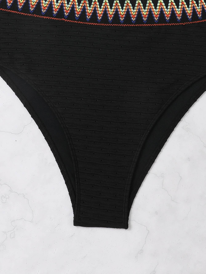 Women's solid color special fabric split swimsuit, chubby sister fashionable swimsuit_voghion.com